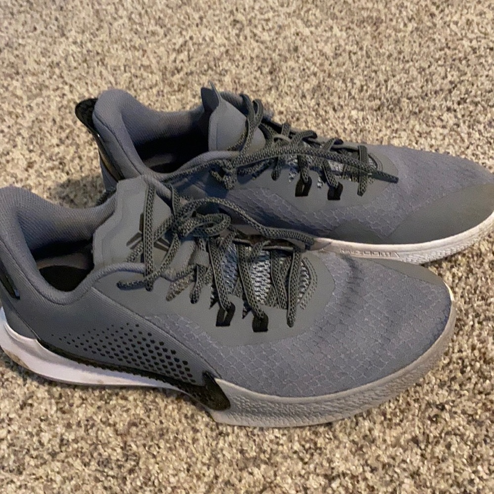 Nike men’s sneaker